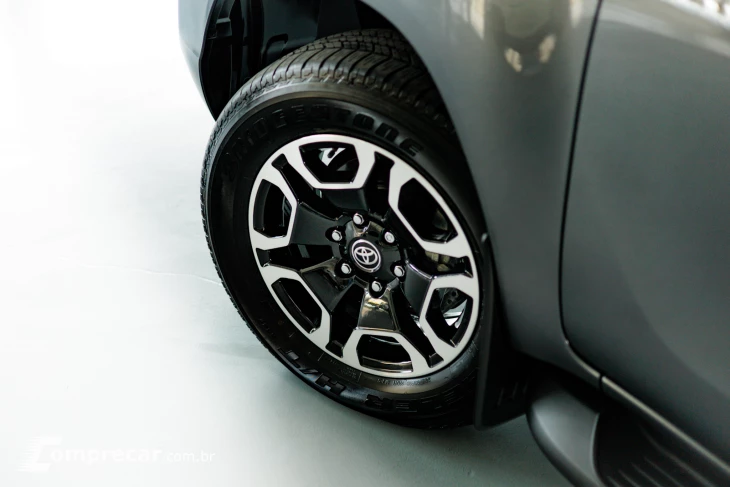 HILUX 2.8 D-4d Turbo CD SRV 4X4