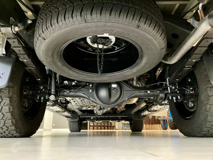 Hilux Caminhonete 2.7 16V 4P SRV FLEX 4X4  CABINE DUPLA AUTO