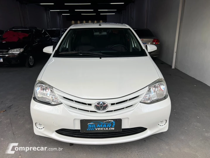 ETIOS 1.5 XS Sedan 16V