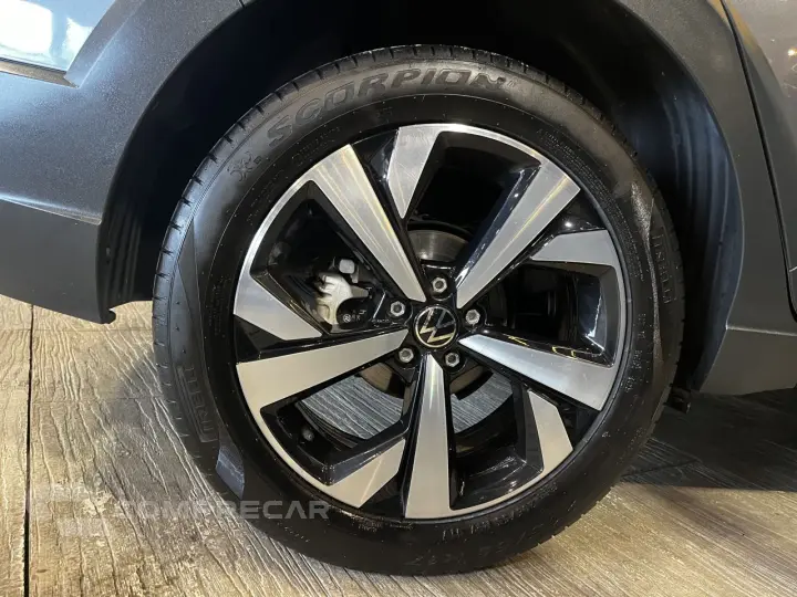 Nivus 1.0 4P FLEX 200 TSI HIGHLINE AUTOMÁTICO