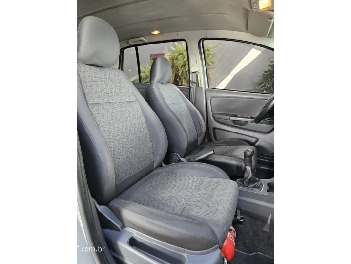 FOX 1.6 MI 8V FLEX 4P MANUAL