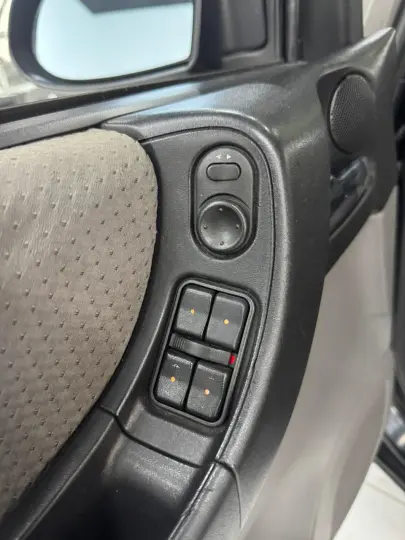 ZAFIRA 2.0 MPFI Expression 8V