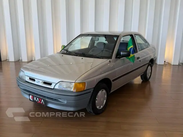 ESCORT - 1.6 GL 8V 2P MANUAL