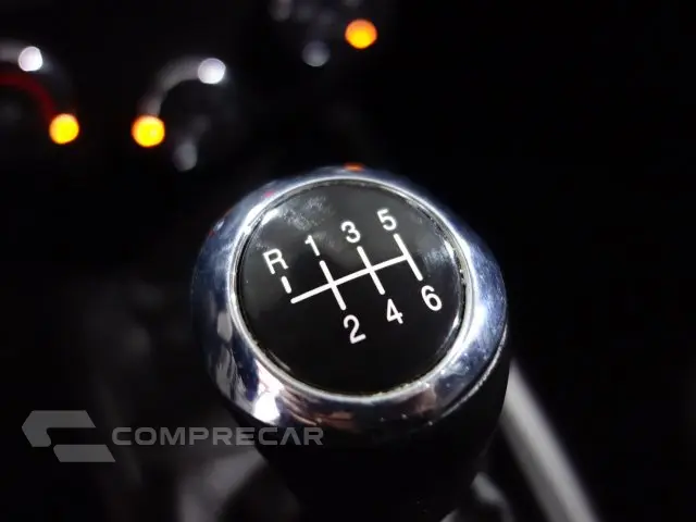 ONIX - 1.0 MPFI LT 8V 4P MANUAL