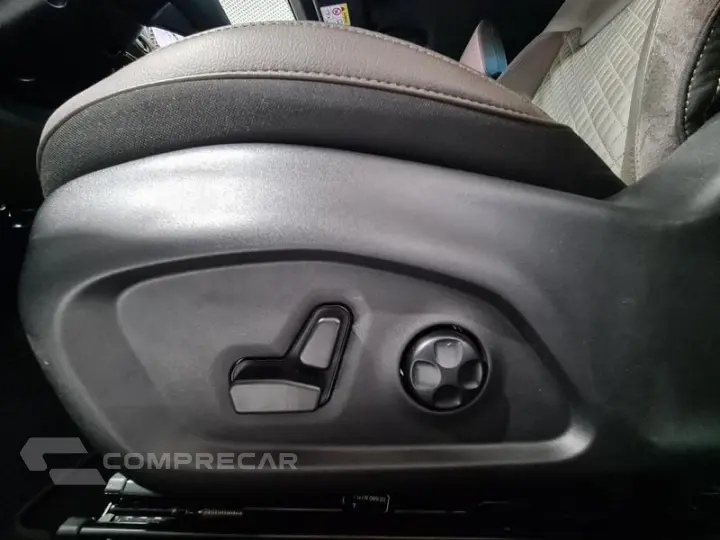 COMMANDER OVERLAND T270 1.3 TB FLEX AUT