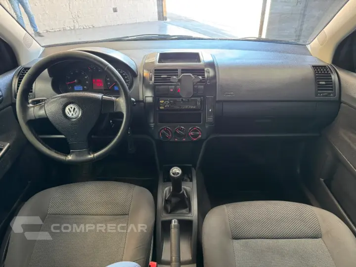 Polo SPORTLINE 1.6 Mi Total Flex 8V 5p