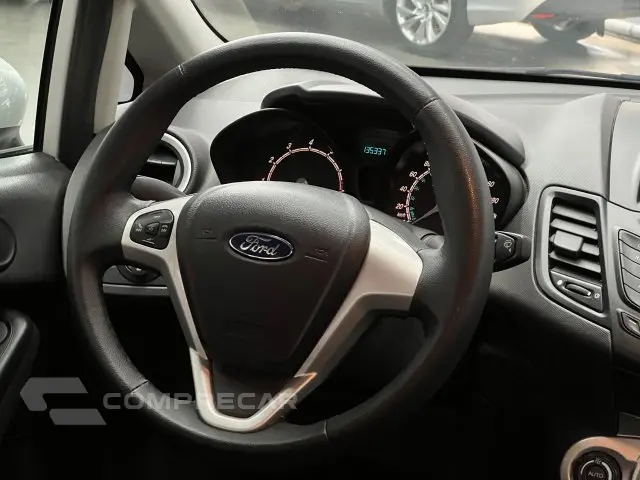 FIESTA HATCH - 1.6 SEL HATCH 16V 4P MANUAL