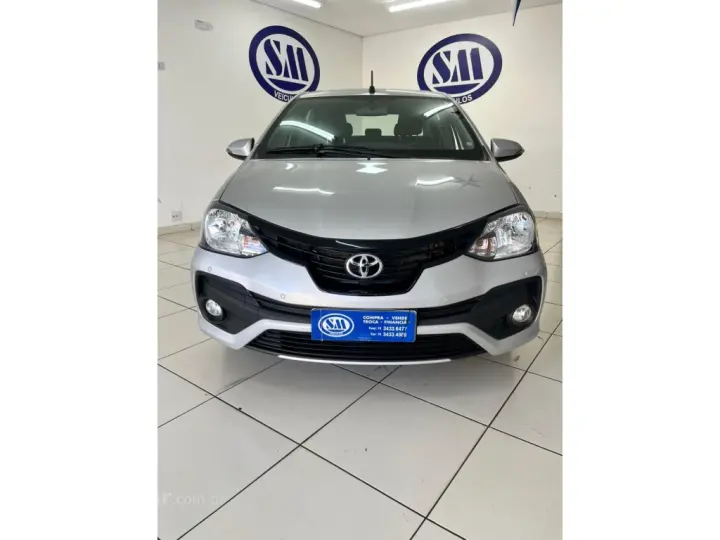 ETIOS 1.5 X PLUS 16V FLEX 4P AUTOMÁTICO