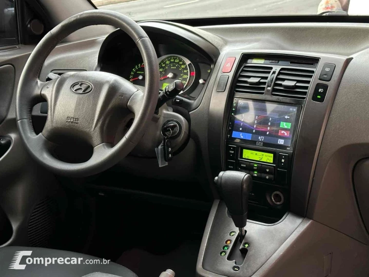 TUCSON 2.0 MPFI GLS 16V 143CV 2WD GASOLINA 4P AUTOMÁTICO