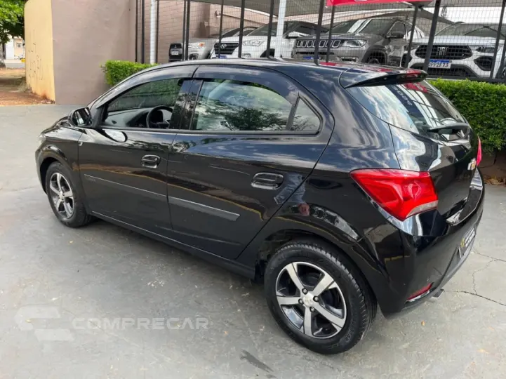 ONIX 1.4 MPFI LTZ 8V