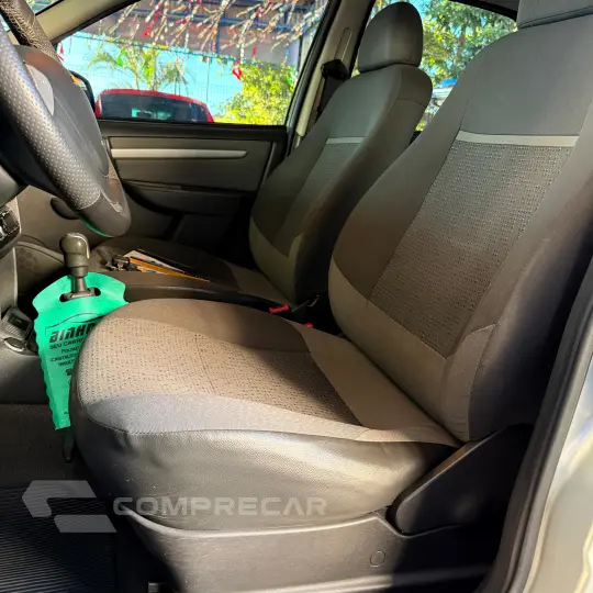 CELTA 1.0 MPFI LT 8V
