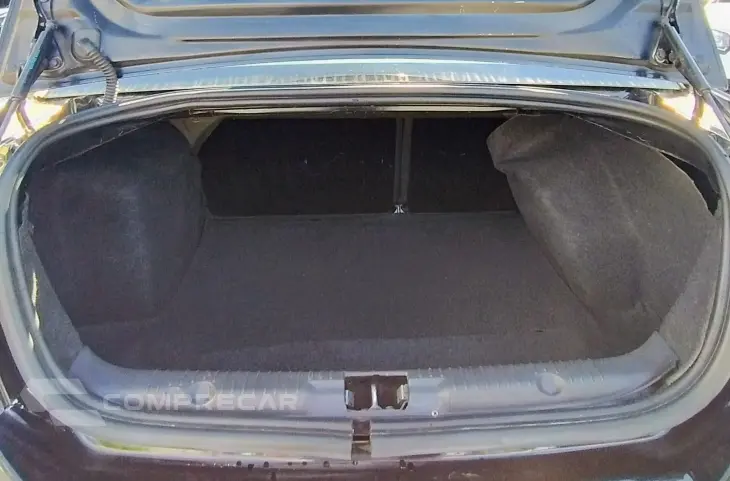 FIESTA 1.6 MPI Sedan 8V