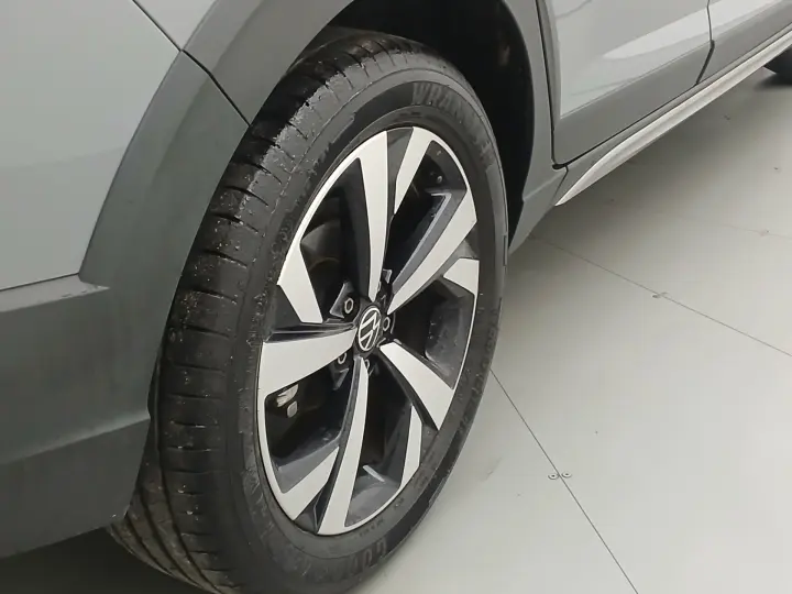 NIVUS 1.0 200 TSI TOTAL FLEX HIGHLINE AUTOMÁTICO