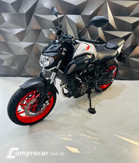 mt07 abs