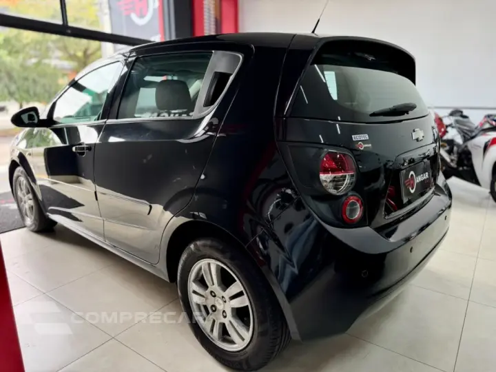 SONIC 1.6 LT 16V FLEX 4P MANUAL