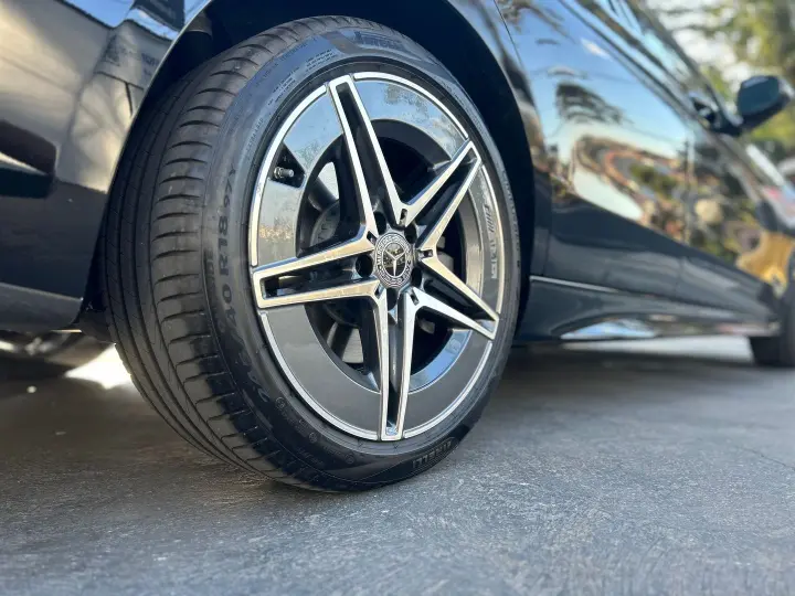 C 200 1.5 Eq Boost Híbrido Amg Line 9G-Tronic