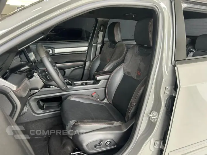 RAMPAGE R/T HURRIC. 4 2.0 TB CD 4X4 Aut.