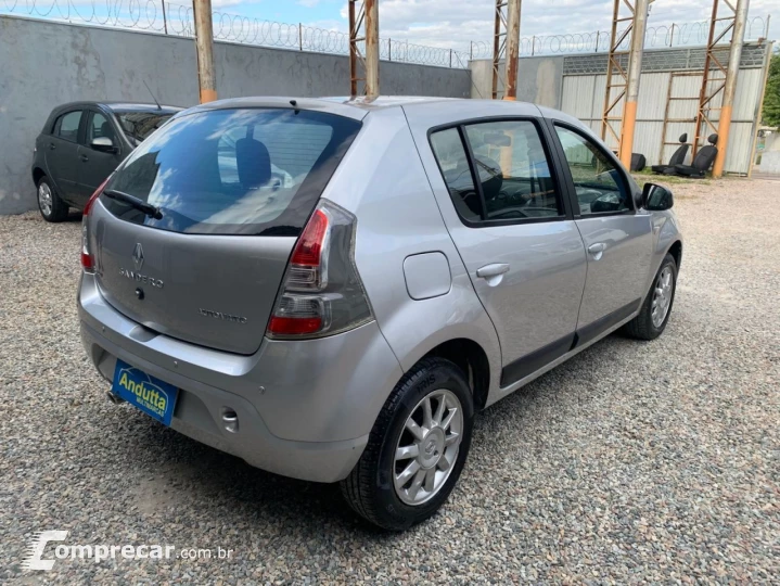 Sandero 1.6 4P FLEX PRIVILÉGE AUTOMÁTICO