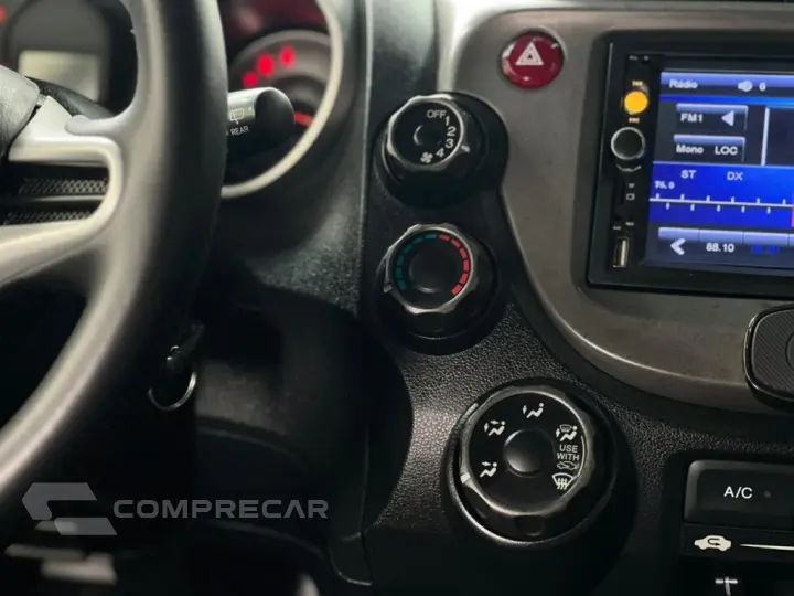 FIT 1.4 LX 16V FLEX 4P AUTOMÁTICO