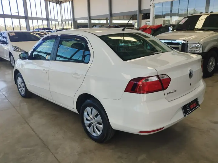 VOYAGE 1.0 MI 8V