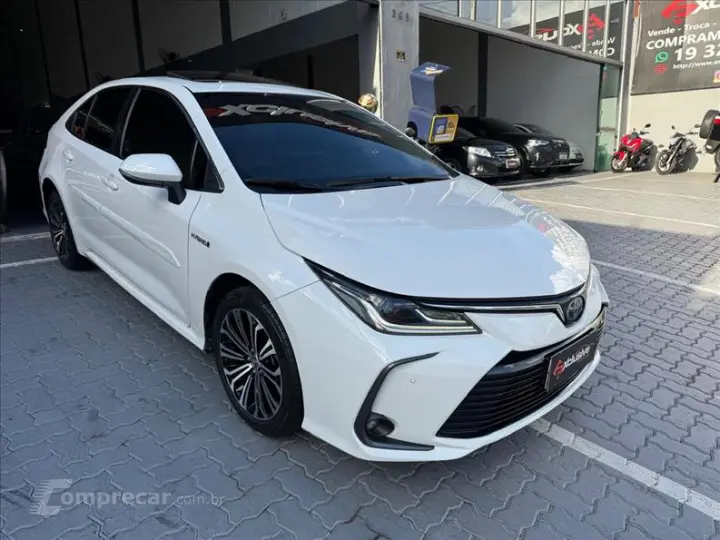 COROLLA 1.8 VVT-I Hybrid Altis Premium