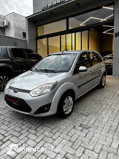 FIESTA 1.6 MPI Class Hatch 8V
