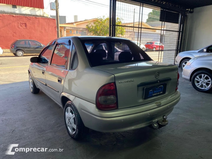 CORSA 1.6 MPFI Classic Sedan 8V