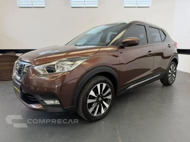 KICKS SV CVT