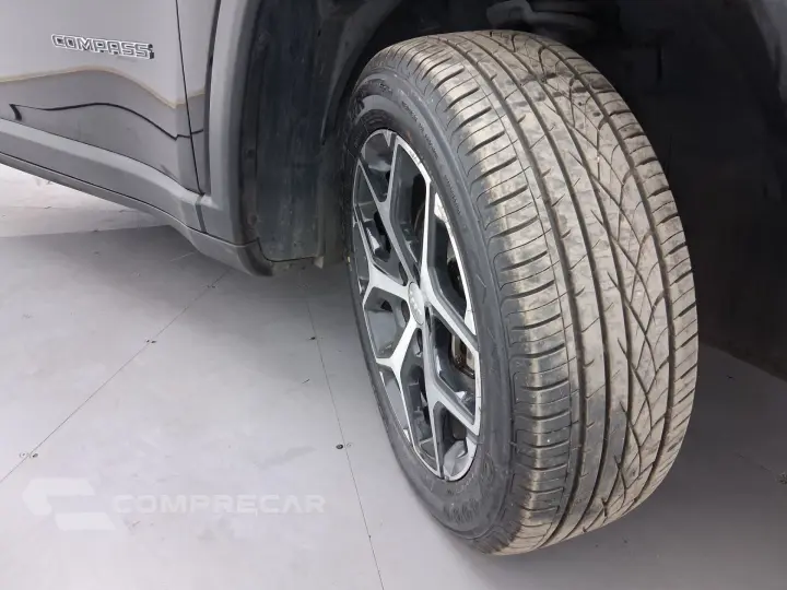 COMPASS 1.3 T270 TURBO FLEX LONGITUDE AT6