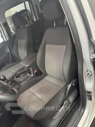 AMAROK 2.0 CD 4X4 S DIESEL MANUAL