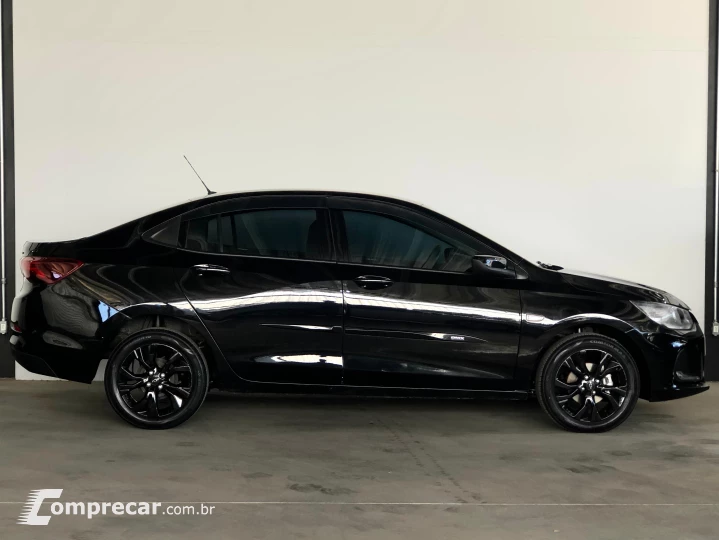 ONIX 1.0 Turbo Plus Premier