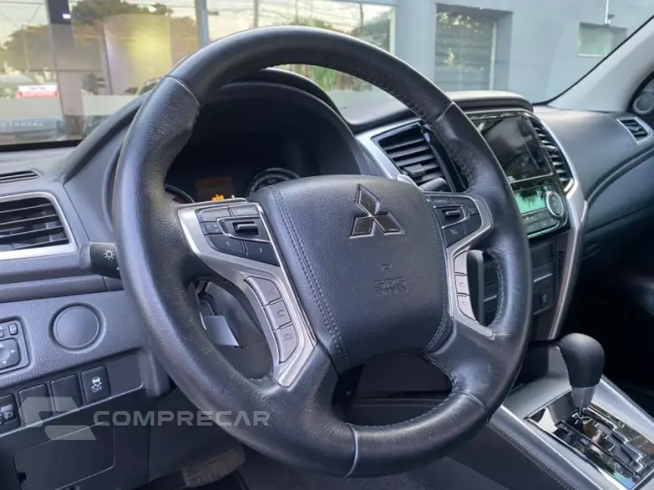 L200 TRITON 2.4 16V Turbo Sport HPE CD 4X4