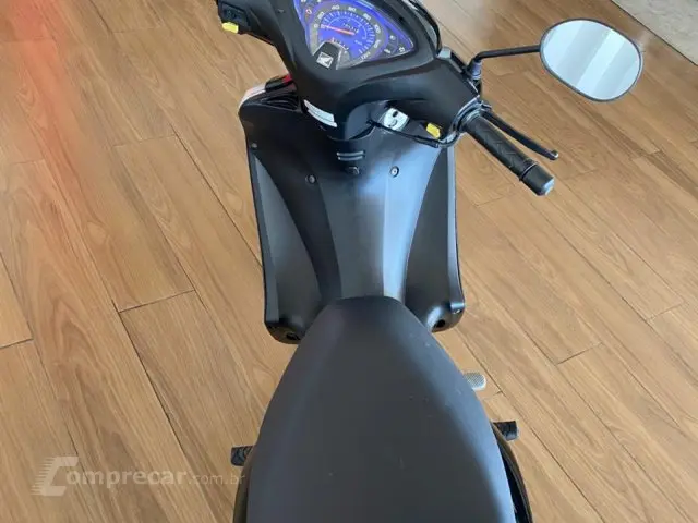 BIZ 125 ES - Utilitária