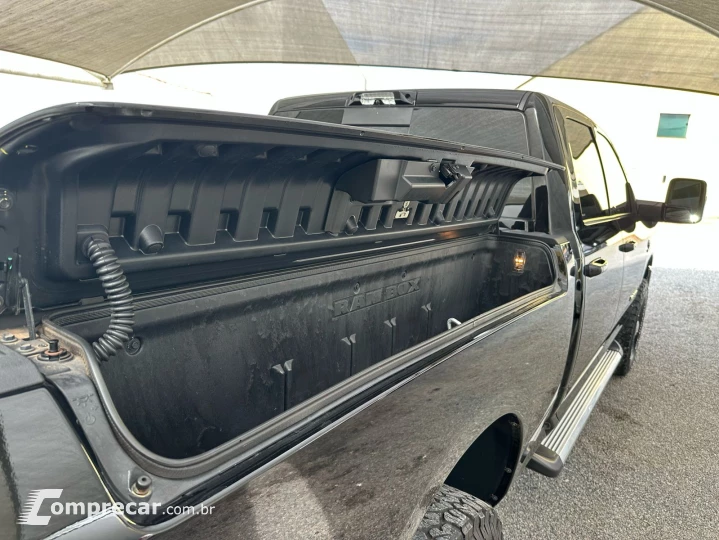 RAM 6.7 2500 Laramie 4X4 CD I6 Turbo