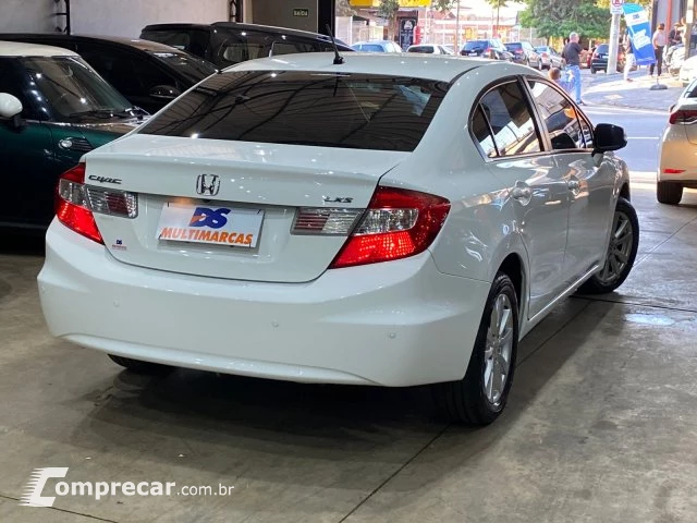 CIVIC - 1.8 LXS 16V 4P AUTOMÁTICO