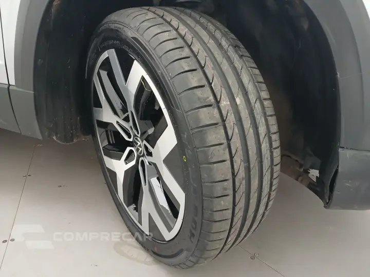 TAOS 1.4 250 TSI TOTAL FLEX HIGHLINE AUTOMÁTICO