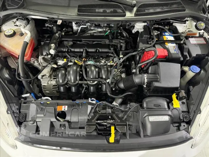 FIESTA 1.6 Titanium Hatch 16V