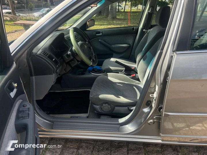 Civic Sedan LX 1.7 16V 115cv Mec. 4p