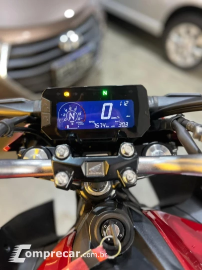 CB Twister 300 F
