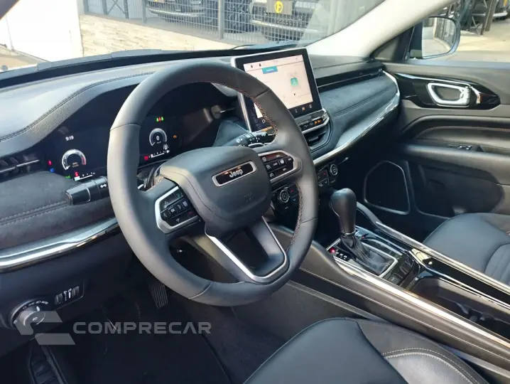 Commander 1.3 16V 4P FLEX T270 LIMITED TURBO AUTOMÁTICO AT6