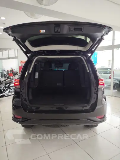 HILUX SW4 SXR PLATINUM 7 LUGARES