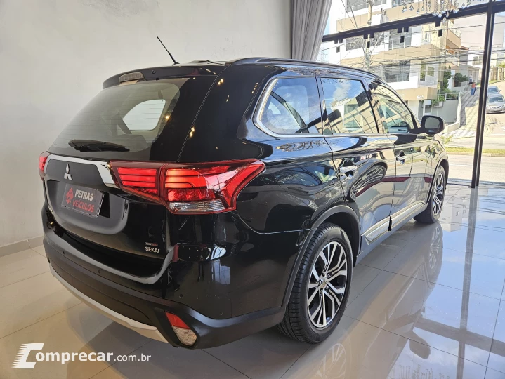 OUTLANDER 2.2 4X4 16V