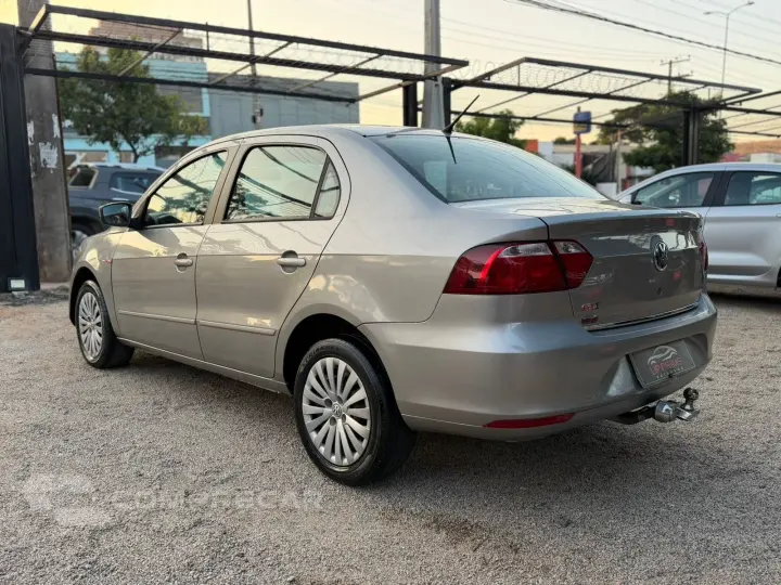 VOYAGE 1.6 MI SELEÇÃO 8V FLEX 4P AUTOMATIZADO