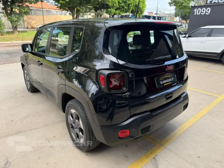 Renegade 1.8 16V Flex 4P Automático