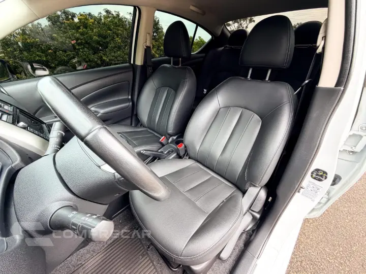 VERSA SL 1.6 16V FlexStart 4p Aut.