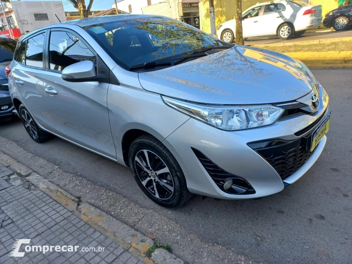 YARIS 1.5 16V XS