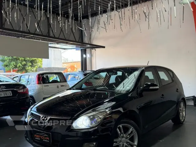 I30 - 2.0 MPFI GLS 16V 4P MANUAL