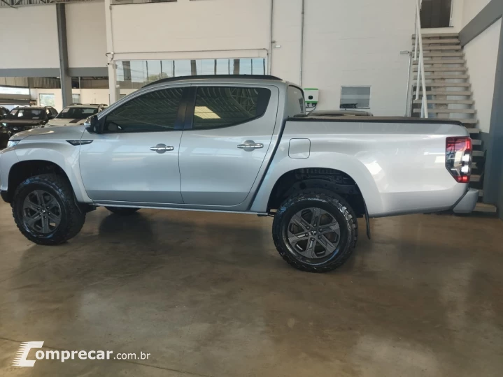 L200 TRITON 2.4 16V Turbo Sport HPE CD 4X4