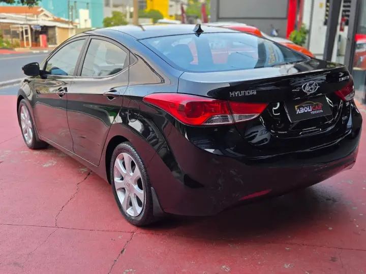 Elantra GLS 1.8 16V Aut.