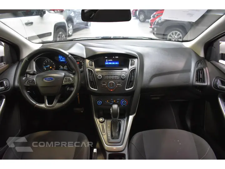 FOCUS 2.0 SE FASTBACK 16V FLEX 4P POWERSHIFT